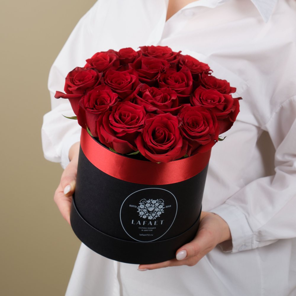 Розы в коробке Love №137