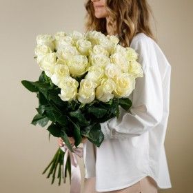 белые розы купить в тюмени