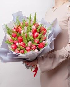 Тюльпаны с грин беллом №168